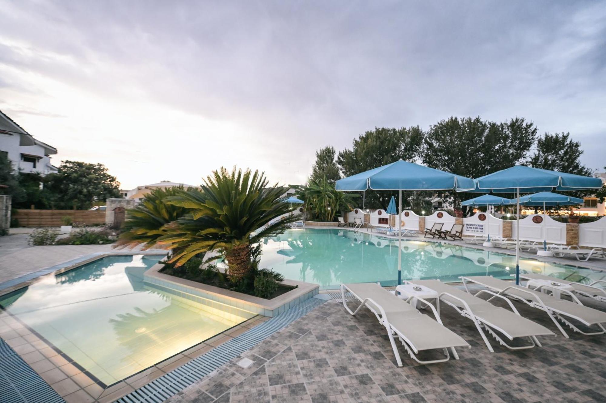 Estia Hotel Фурка Экстерьер фото